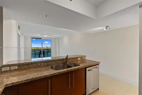 2641 N Flamingo Road Sunrise FL 33323