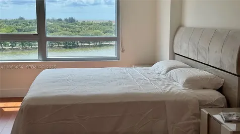 2641 N Flamingo Road Sunrise FL 33323