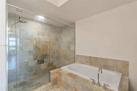 2641 N Flamingo Road Sunrise FL 33323