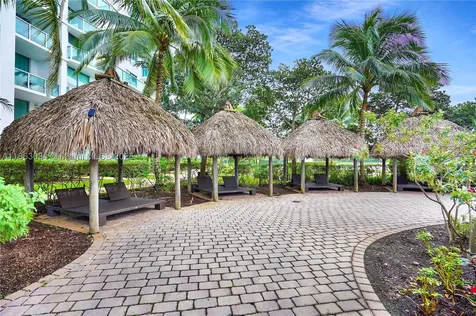 2641 N Flamingo Road Sunrise FL 33323