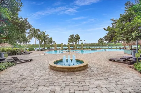 2641 N Flamingo Road Sunrise FL 33323