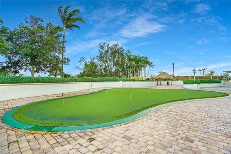 2641 N Flamingo Road Sunrise FL 33323