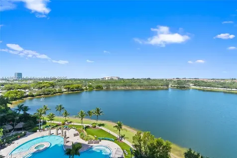2641 N Flamingo Road Sunrise FL 33323