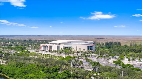 2641 N Flamingo Road Sunrise FL 33323