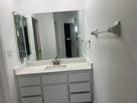 4426 SW Santa Barbara Place Cape Coral FL 33914