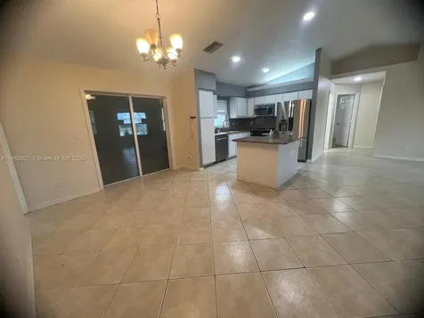 4426 SW Santa Barbara Place Cape Coral FL 33914