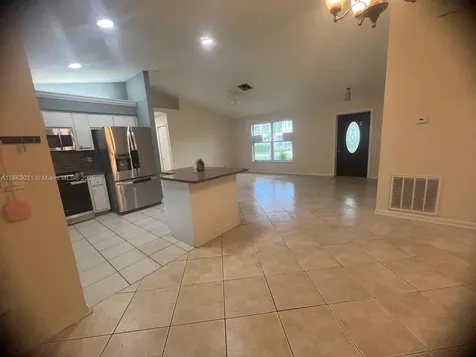 4426 SW Santa Barbara Place Cape Coral FL 33914