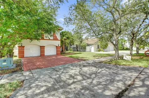 14824 SW 180th Street Miami FL 33187