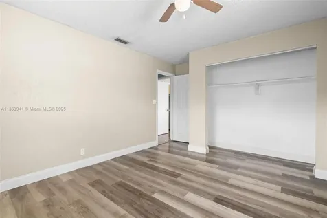 7217 SW 3rd Court North Lauderdale FL 33068