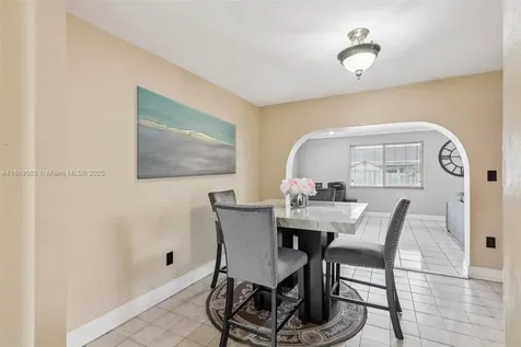 11121 SW 162nd Terrace Miami FL 33157