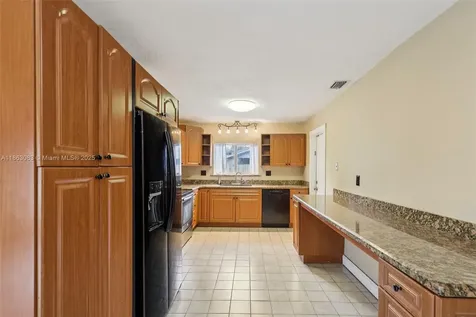 11121 SW 162nd Terrace Miami FL 33157
