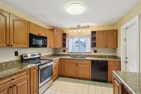11121 SW 162nd Terrace Miami FL 33157