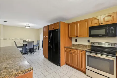 11121 SW 162nd Terrace Miami FL 33157