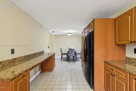 11121 SW 162nd Terrace Miami FL 33157