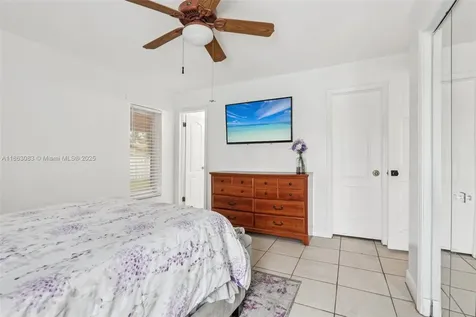 11121 SW 162nd Terrace Miami FL 33157