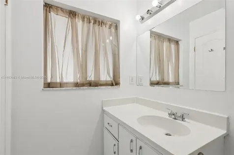 11121 SW 162nd Terrace Miami FL 33157