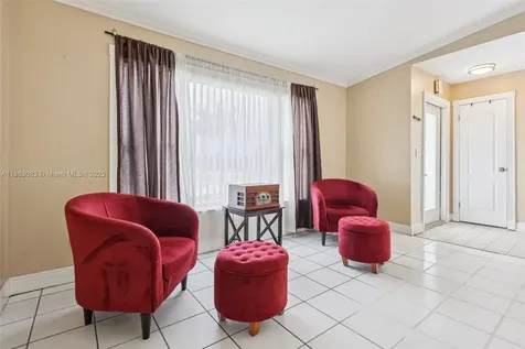 11121 SW 162nd Terrace Miami FL 33157