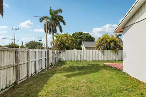 11121 SW 162nd Terrace Miami FL 33157