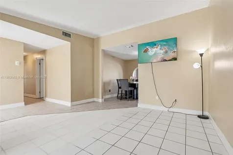 11121 SW 162nd Terrace Miami FL 33157
