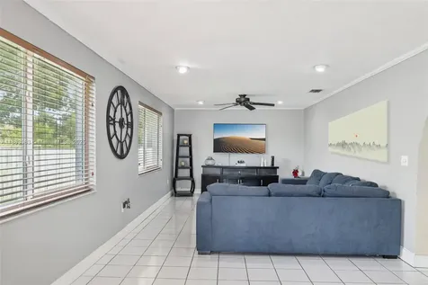 11121 SW 162nd Terrace Miami FL 33157