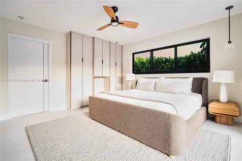 5561 NE 28th Avenue Fort Lauderdale FL 33308