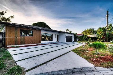 5561 NE 28th Avenue Fort Lauderdale FL 33308