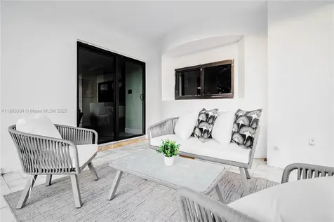 5561 NE 28th Avenue Fort Lauderdale FL 33308