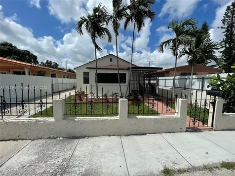 508 E 40th Street Hialeah FL 33013