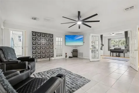 2441 SW 43rd Avenue Fort Lauderdale FL 33317