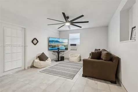 2441 SW 43rd Avenue Fort Lauderdale FL 33317