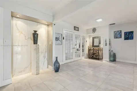 2441 SW 43rd Avenue Fort Lauderdale FL 33317