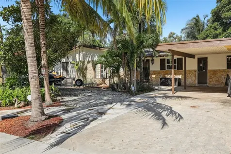 2441 SW 43rd Avenue Fort Lauderdale FL 33317