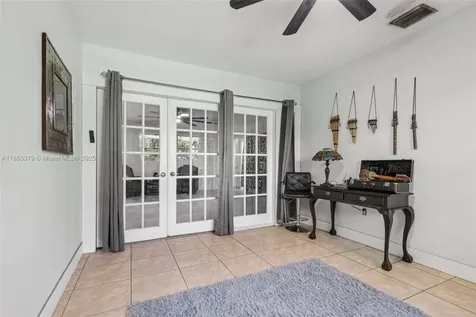 2441 SW 43rd Avenue Fort Lauderdale FL 33317