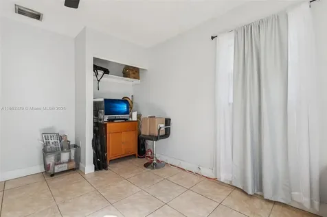 2441 SW 43rd Avenue Fort Lauderdale FL 33317