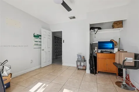 2441 SW 43rd Avenue Fort Lauderdale FL 33317