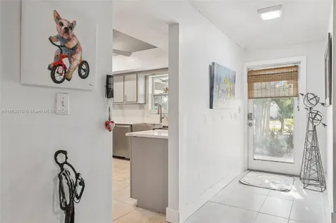 2441 SW 43rd Avenue Fort Lauderdale FL 33317