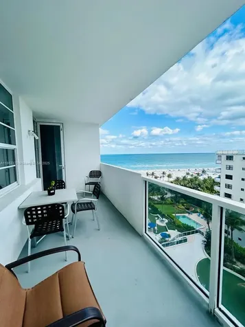 100 Lincoln Road Miami Beach FL 33139