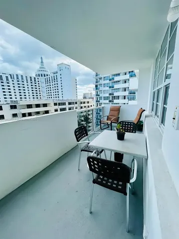 100 Lincoln Road Miami Beach FL 33139