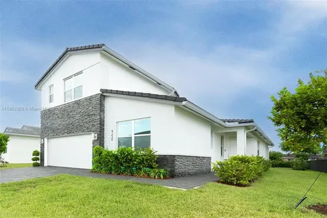 4230 Rosa Drive Deerfield Beach FL 33064