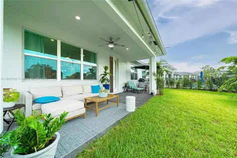 4230 Rosa Drive Deerfield Beach FL 33064