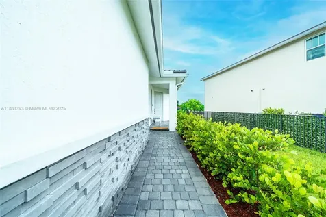 4230 Rosa Drive Deerfield Beach FL 33064