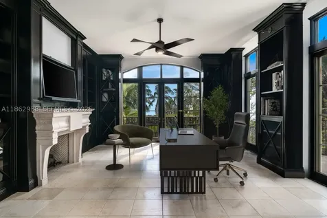 3305 S Moorings Way Miami FL 33133