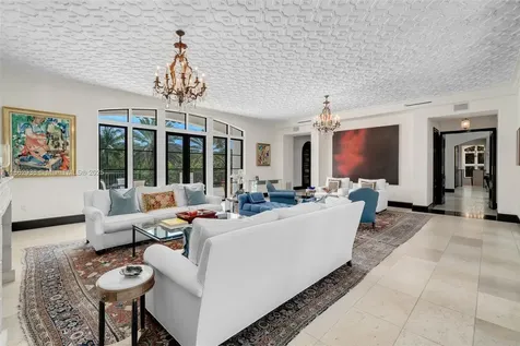 3305 S Moorings Way Miami FL 33133