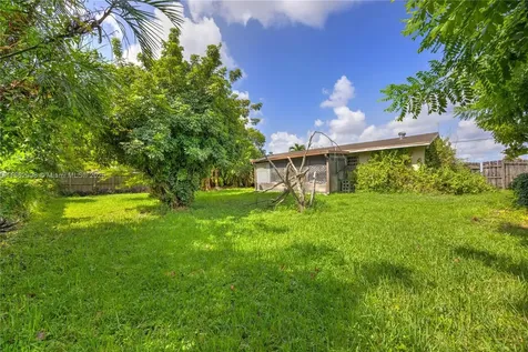 345 SW 18th Avenue Homestead FL 33030