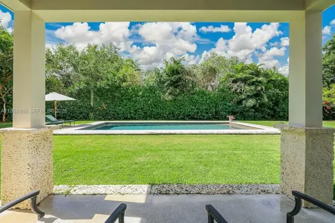 6910 SW 145th Terrace Palmetto Bay FL 33158