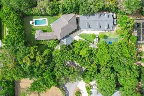 6910 SW 145th Terrace Palmetto Bay FL 33158