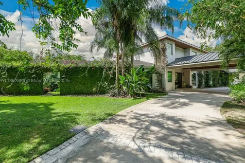 6910 SW 145th Terrace Palmetto Bay FL 33158