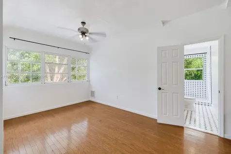 6910 SW 145th Terrace Palmetto Bay FL 33158