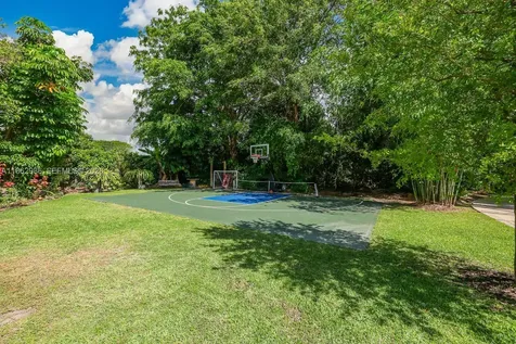 6910 SW 145th Terrace Palmetto Bay FL 33158