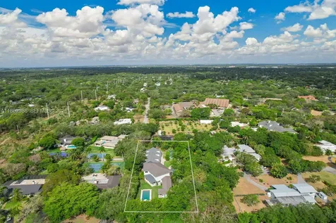 6910 SW 145th Terrace Palmetto Bay FL 33158
